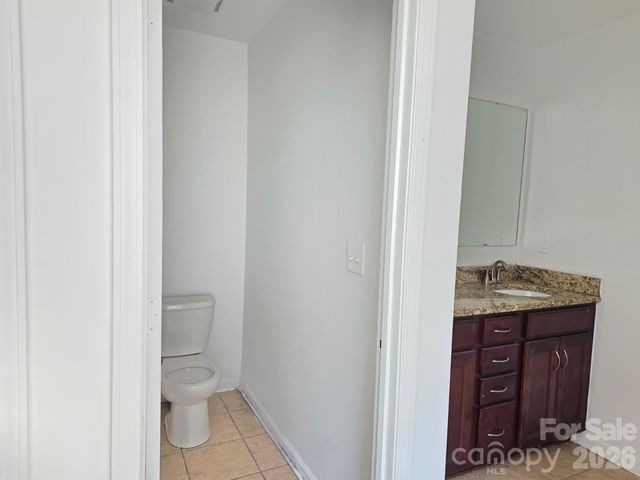 1821 Swan Drive, Charlotte, NC 28216