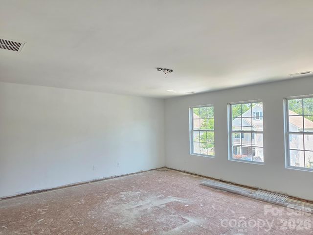 1821 Swan Drive, Charlotte, NC 28216