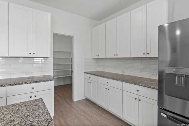 2741 Nueva Cordova, Seguin, TX 78155