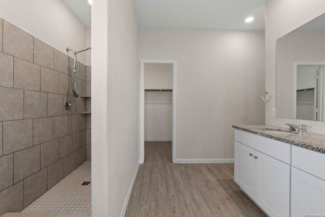 2741 Nueva Cordova, Seguin, TX 78155