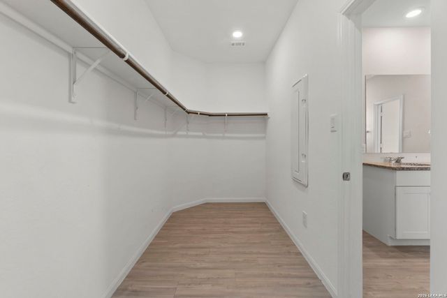 2741 Nueva Cordova, Seguin, TX 78155