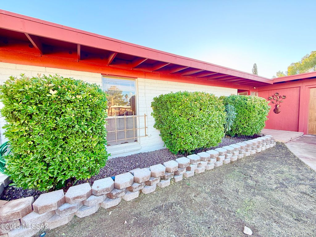 9430 E 30th Street, Tucson, AZ 85710