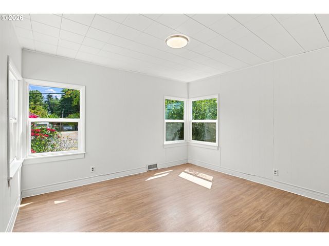 1147 PARK Ave, Eugene, OR 97404