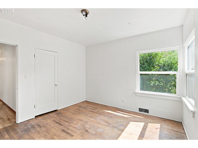 1147 PARK Ave, Eugene, OR 97404