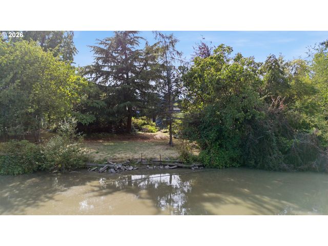 1147 PARK Ave, Eugene, OR 97404