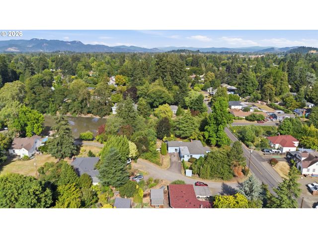 1147 PARK Ave, Eugene, OR 97404