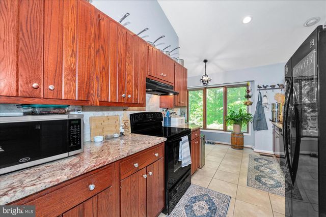 3741 PINEWOOD CT, Chesapeake Beach, MD 20732