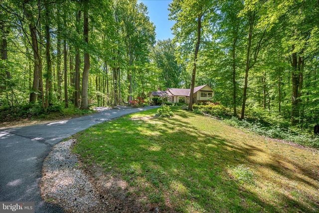 3741 PINEWOOD CT, Chesapeake Beach, MD 20732