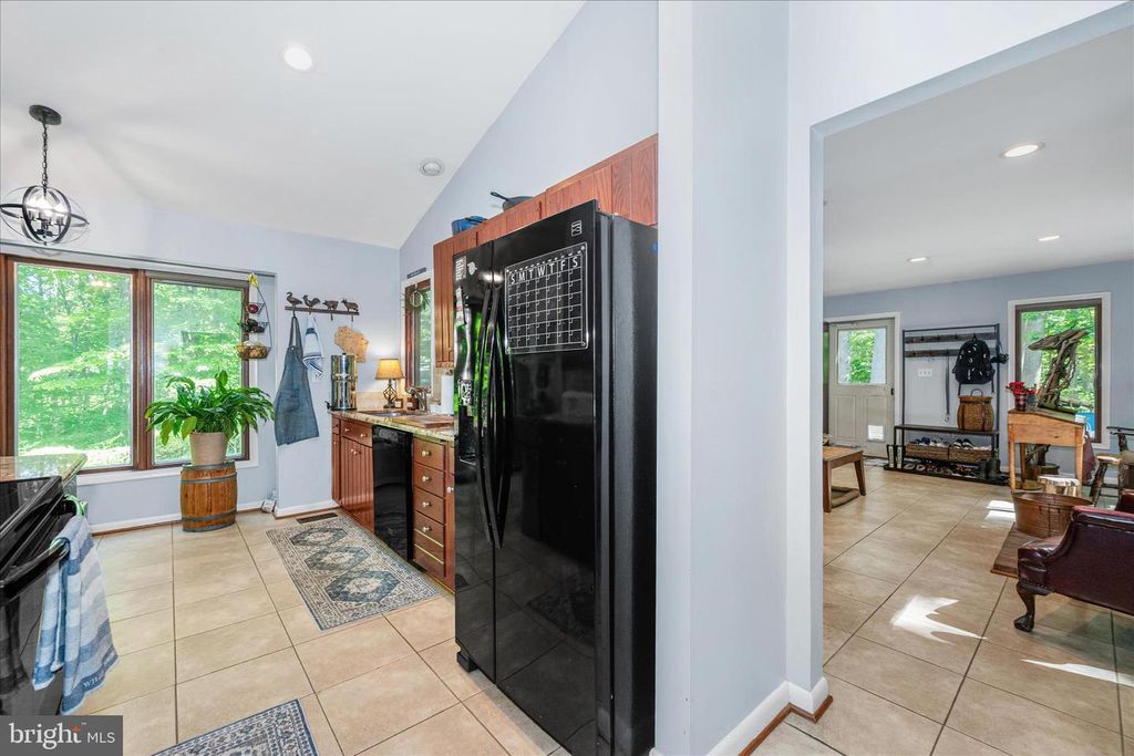 Image 14 of property listing at 3741 PINEWOOD CT, Chesapeake Beach, MD 20732