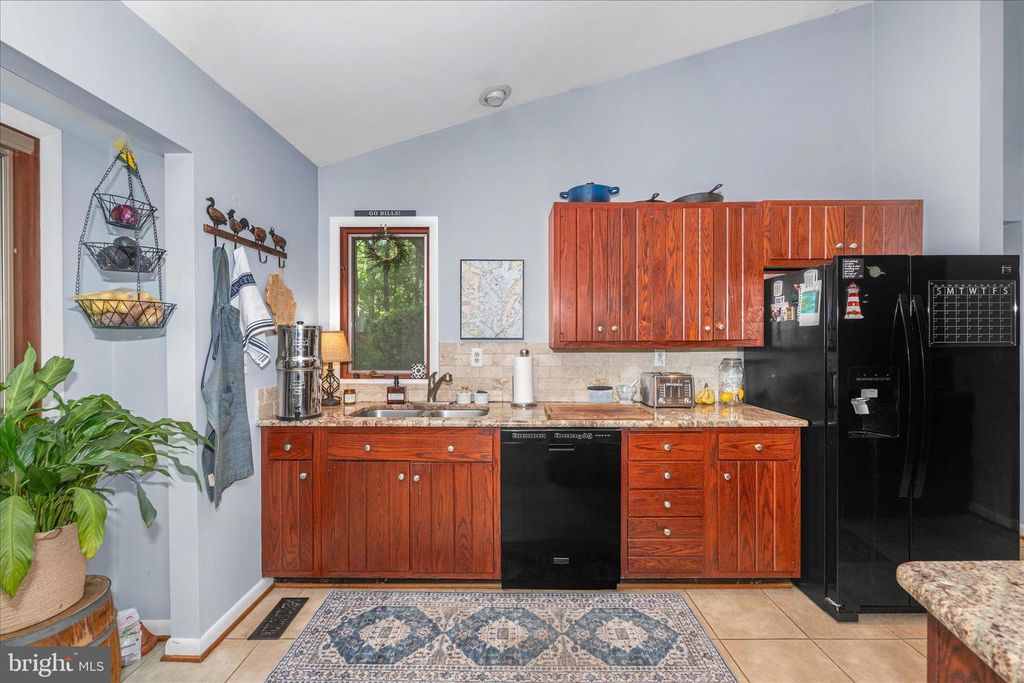 Image 18 of property listing at 3741 PINEWOOD CT, Chesapeake Beach, MD 20732