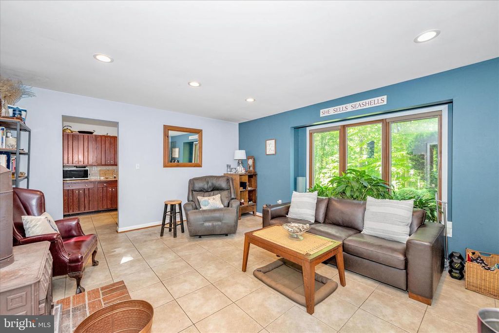 Image 21 of property listing at 3741 PINEWOOD CT, Chesapeake Beach, MD 20732
