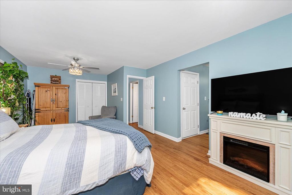 Image 30 of property listing at 3741 PINEWOOD CT, Chesapeake Beach, MD 20732