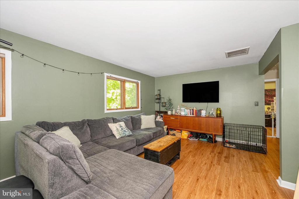 Image 44 of property listing at 3741 PINEWOOD CT, Chesapeake Beach, MD 20732