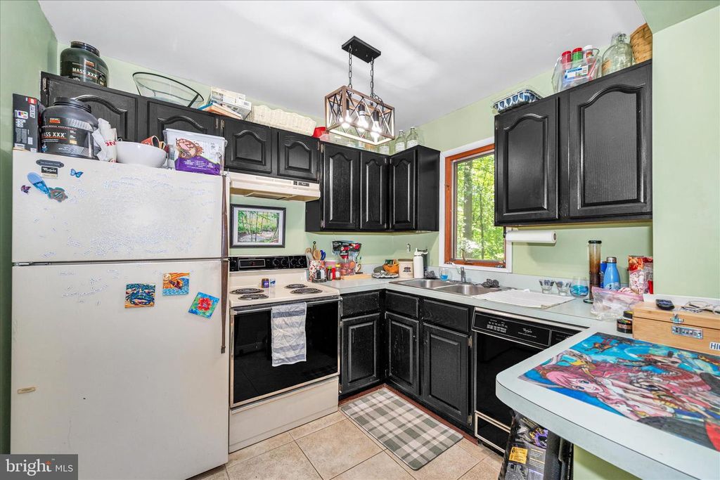 Image 48 of property listing at 3741 PINEWOOD CT, Chesapeake Beach, MD 20732