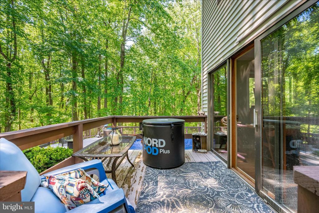 Image 60 of property listing at 3741 PINEWOOD CT, Chesapeake Beach, MD 20732
