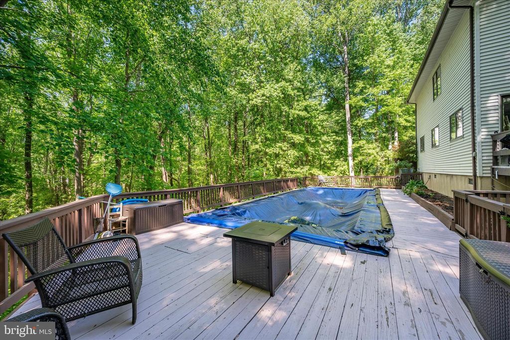 Image 67 of property listing at 3741 PINEWOOD CT, Chesapeake Beach, MD 20732