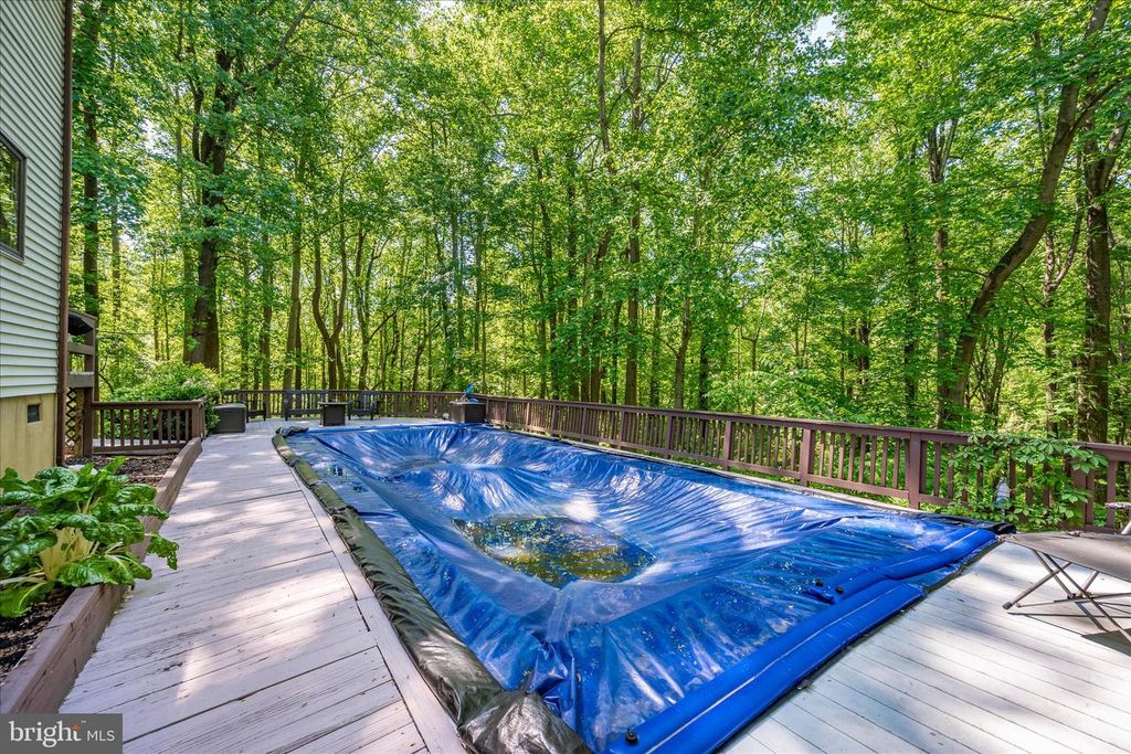 Image 69 of property listing at 3741 PINEWOOD CT, Chesapeake Beach, MD 20732