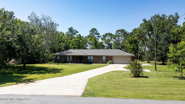 13200 Pine Avenue, Vancleave, MS 39565
