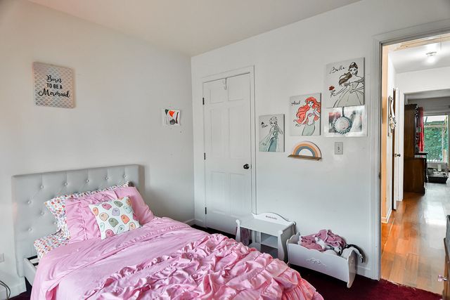 9221 Dirkshire Drive, Woodstock, IL 60098