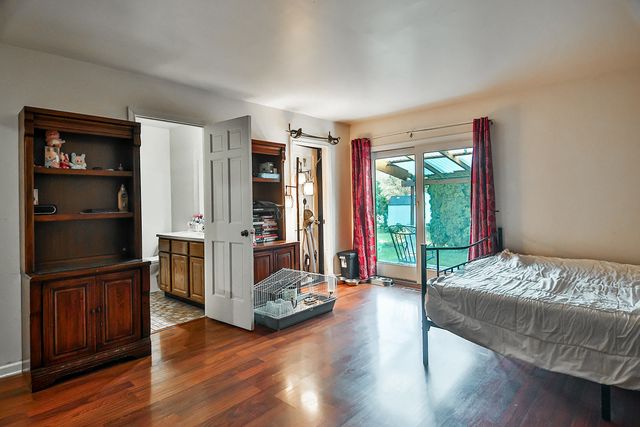 9221 Dirkshire Drive, Woodstock, IL 60098