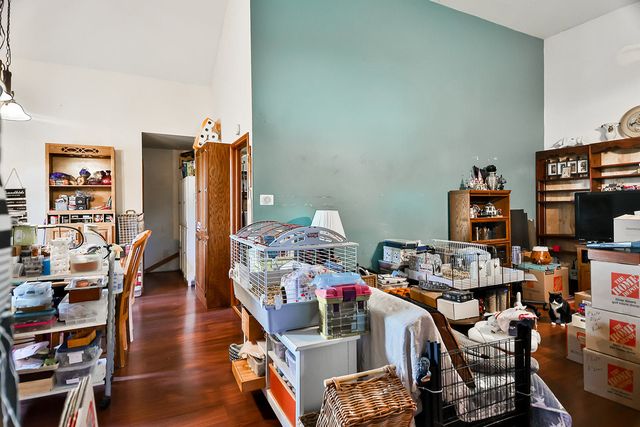 9221 Dirkshire Drive, Woodstock, IL 60098