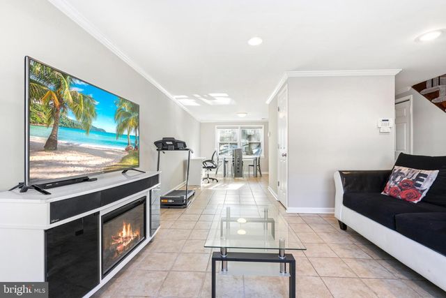 7713 BURNSIDE RD, Landover, MD 20785