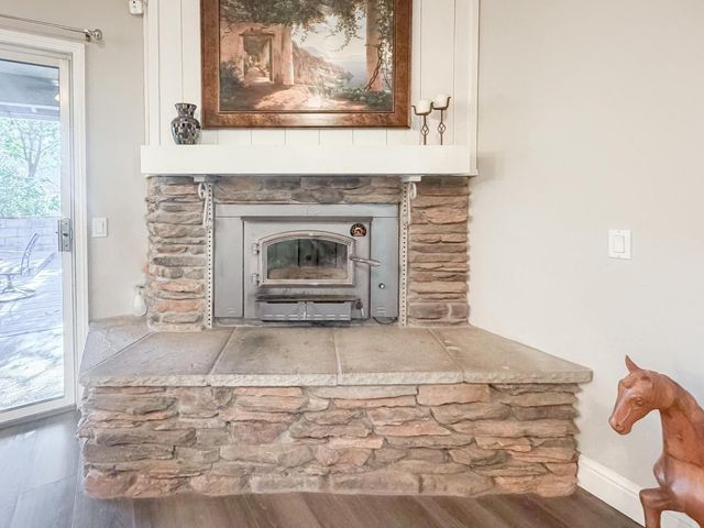 5500 Stately Oak Ln, Carmichael, CA 95608