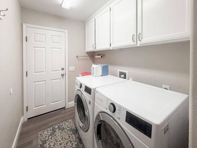 5500 Stately Oak Ln, Carmichael, CA 95608