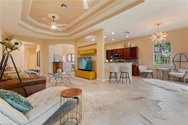 10000 Valiant CT 201, Miromar Lakes, FL 33913