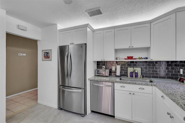 2260 Seagrape Circle, Coconut Creek, FL 33066