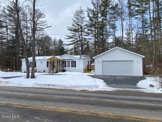122 New Turnpike Road, Johnstown, NY 12095