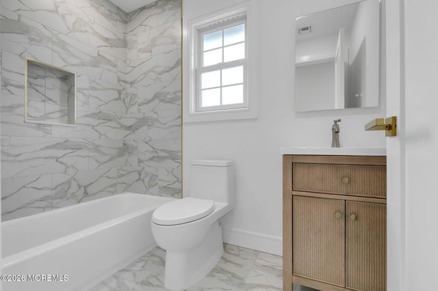26 Center Street, Rumson, NJ 07760