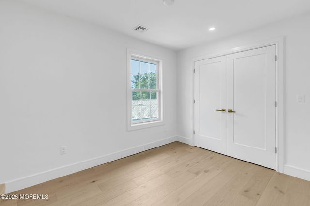 26 Center Street, Rumson, NJ 07760