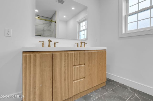 26 Center Street, Rumson, NJ 07760