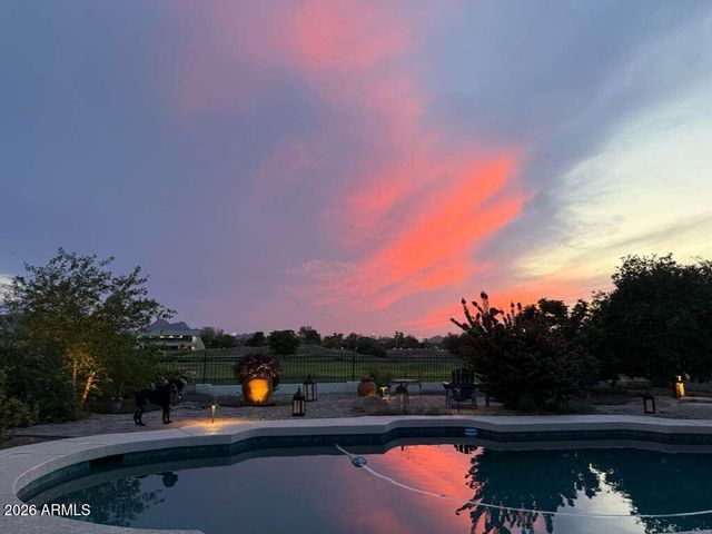 4909 E CHOLLA Street, Scottsdale, AZ 85254