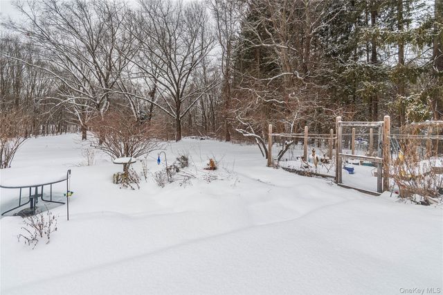 41 Ulster Avenue, Ulster Park, NY 12487