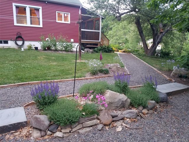 41 Ulster Avenue, Ulster Park, NY 12487