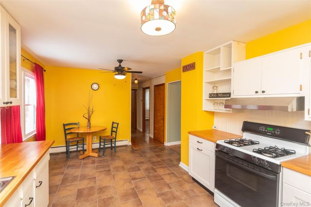 41 Ulster Avenue, Ulster Park, NY 12487