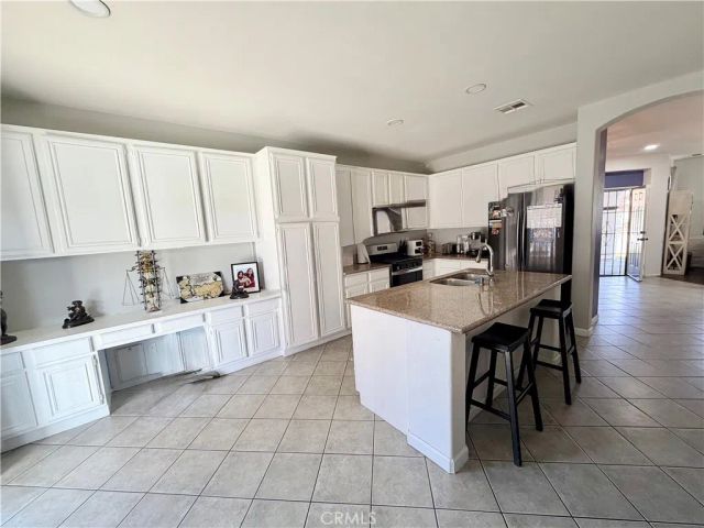 2572 S Young Court, San Bernardino, CA 92408