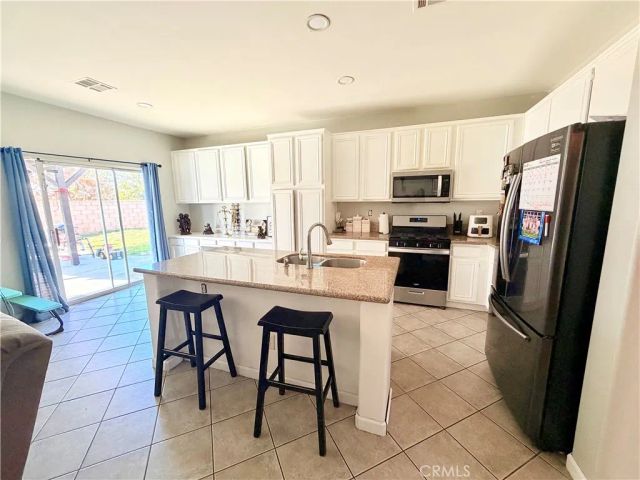 2572 S Young Court, San Bernardino, CA 92408