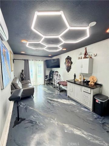 2572 S Young Court, San Bernardino, CA 92408