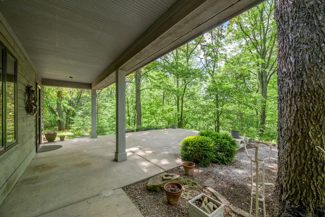 3010 River Circle Drive, Richmond, KY 40475