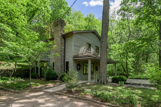 3010 River Circle Drive, Richmond, KY 40475