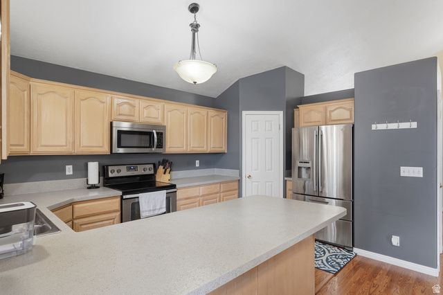 2244 N 1350 W, Clinton, UT 84015