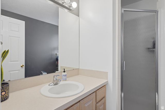 2244 N 1350 W, Clinton, UT 84015