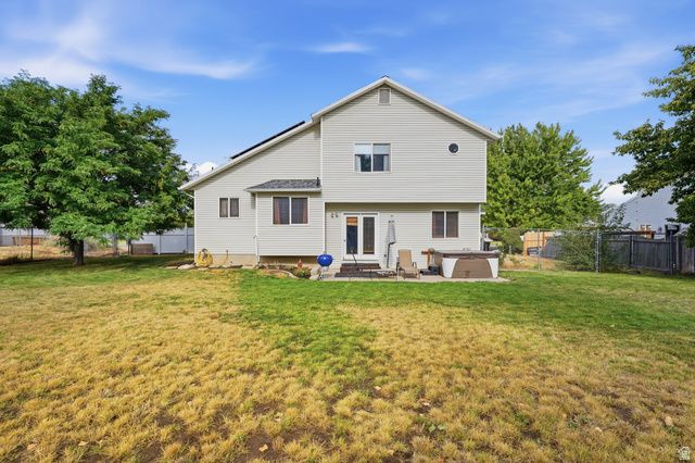 2244 N 1350 W, Clinton, UT 84015