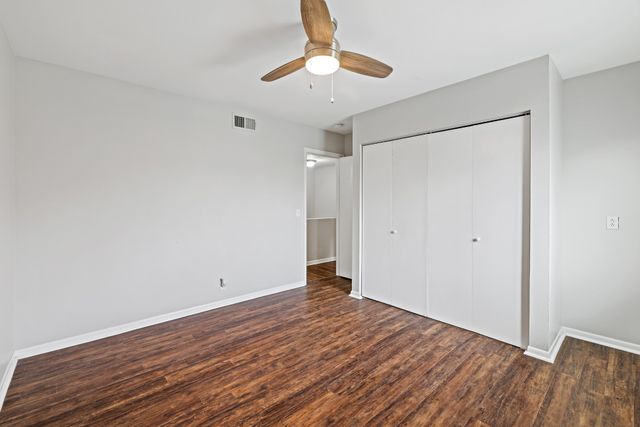 1900 Richard Jones Rd Apt V10, Nashville, TN 37215