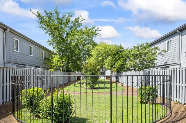 1900 Richard Jones Rd Apt V10, Nashville, TN 37215