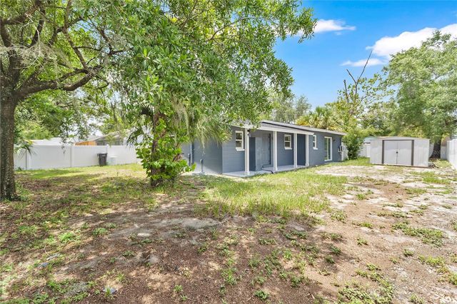 1409 COLLEGE PARK LANE, Tampa, FL 33612
