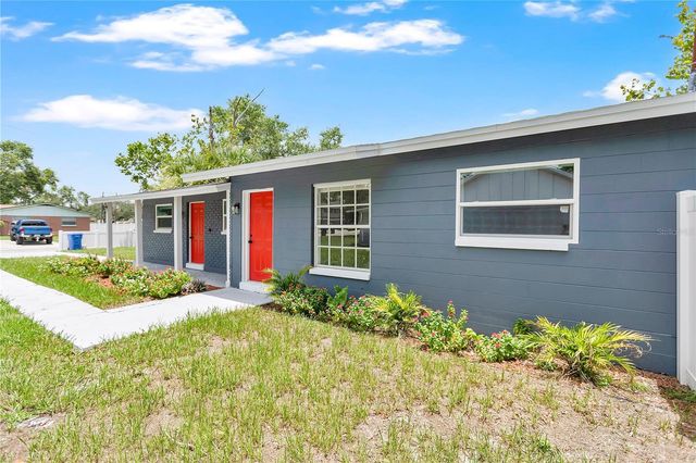 1409 COLLEGE PARK LANE, Tampa, FL 33612